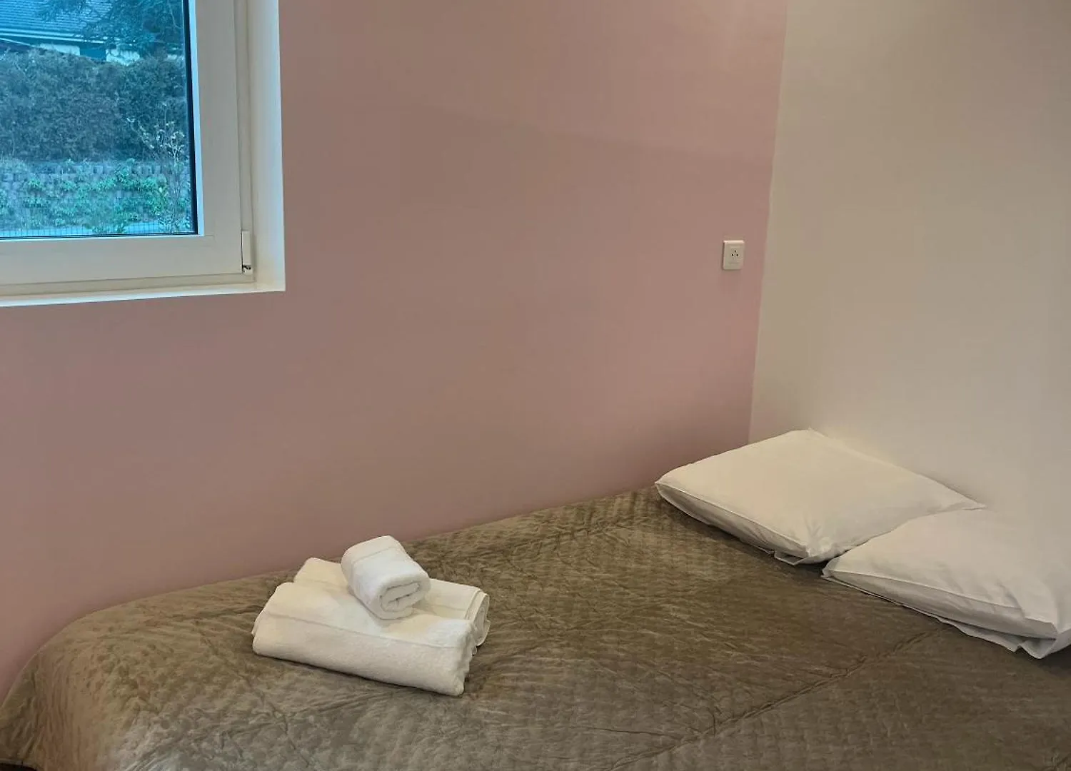 Дом отдыха Villa Standing, 4 Suites Avec Sdb Сен-Жульен-ан-Женевуа Франция